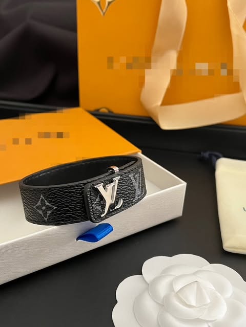 Bracelet LV de Luxe