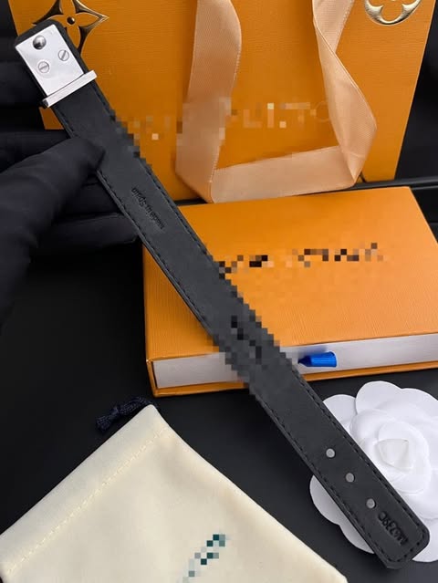 Bracelet LV de Luxe